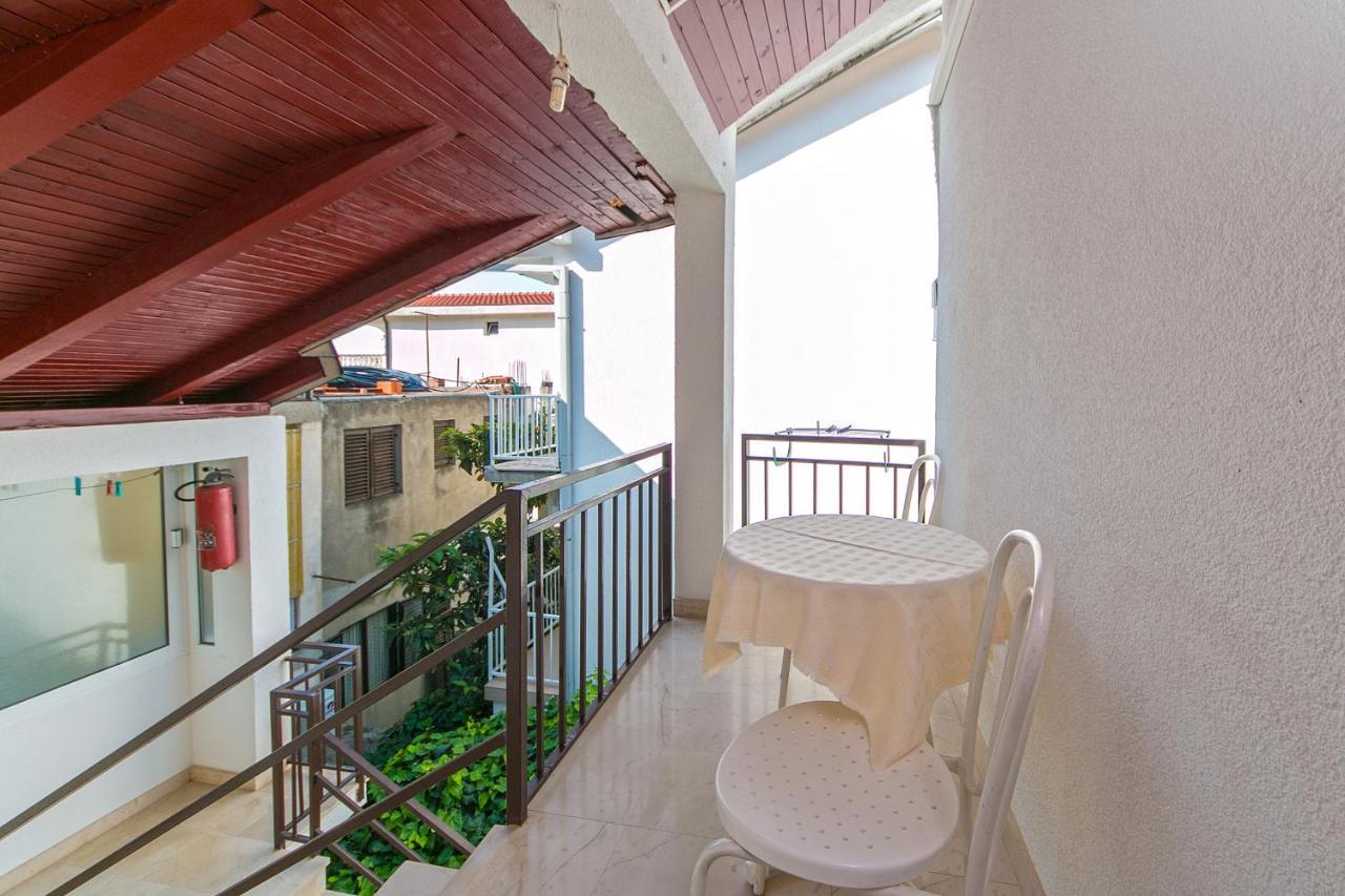 Apartments By The Sea Podaca, Makarska - 516 المظهر الخارجي الصورة